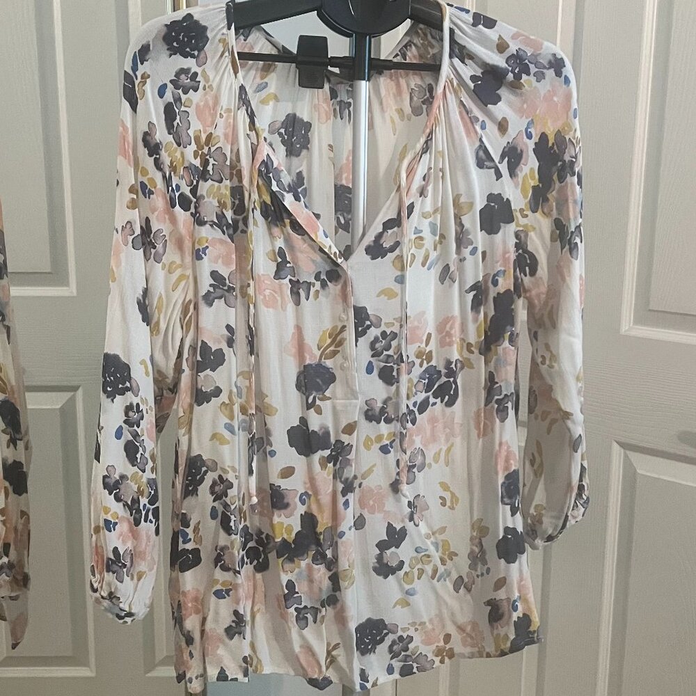 Lucky Brand Floral V-Neck Long Sleeve Blouse Size L